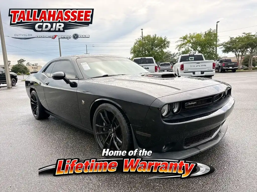 2022 Dodge Challenger R/T Scat Pack's photo