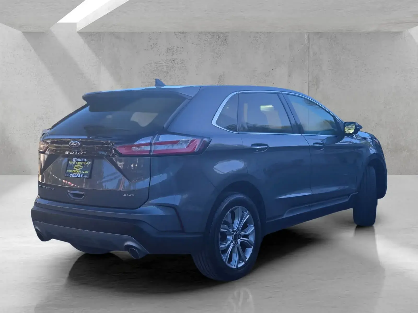 2024 Ford Edge Titanium AWD photo 4