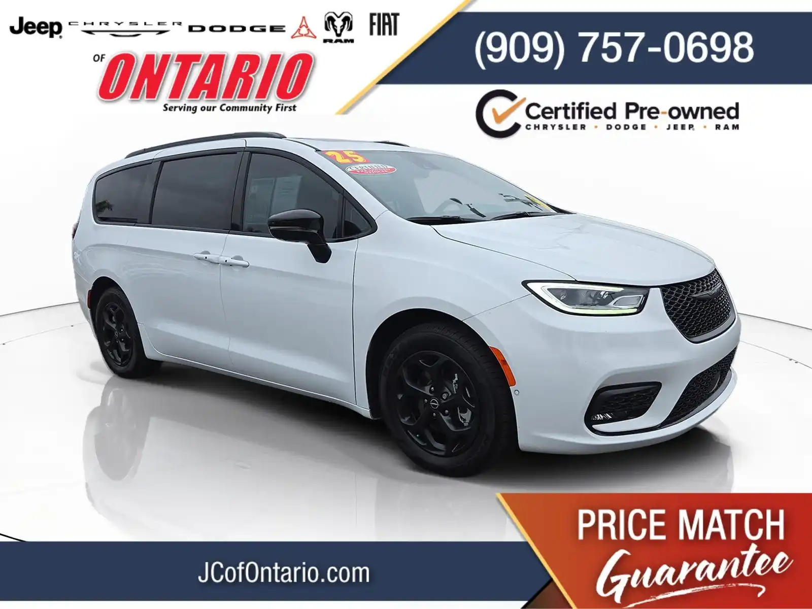 2025 Chrysler Pacifica Hybrid Select Premium S-Appearance PHEV's photo