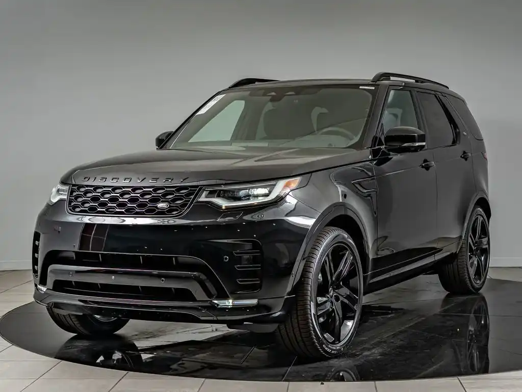 2026 Land Rover Discovery P300 Dynamic SE's photo