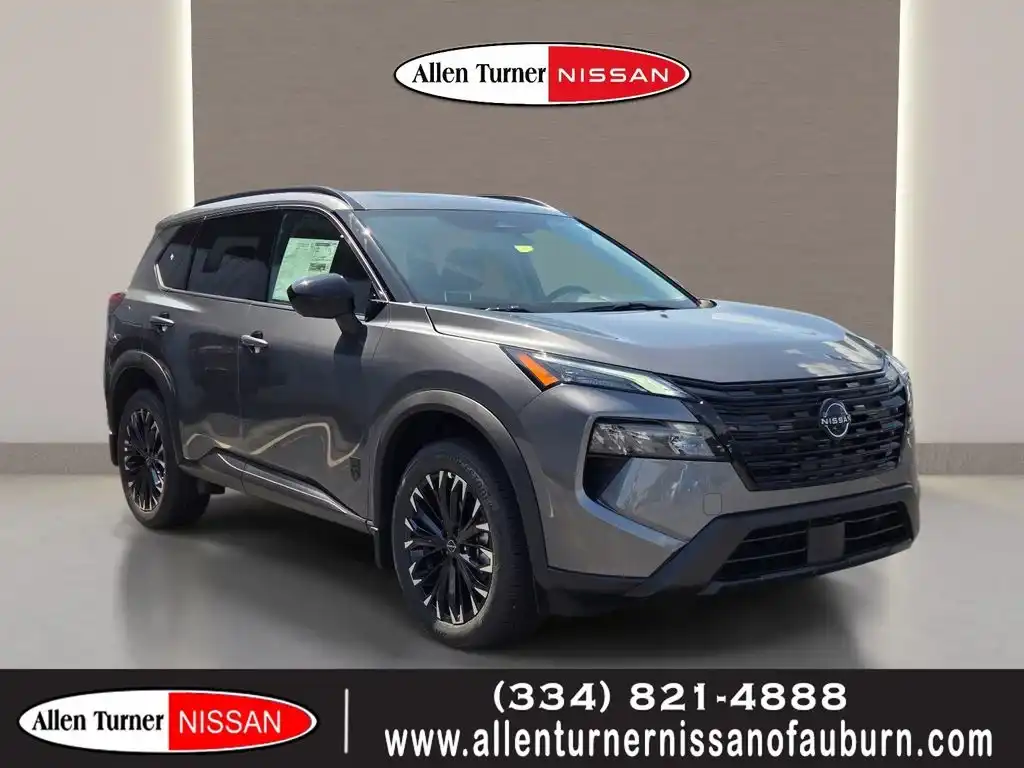 2026 Nissan Rogue Dark Armor's photo
