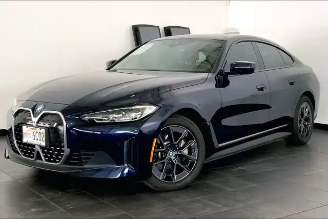 2023 BMW i4 eDrive35's photo