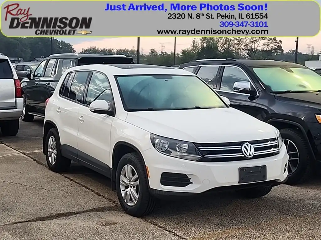 2013 Volkswagen Tiguan 2.0T S Auto 4Motion's photo