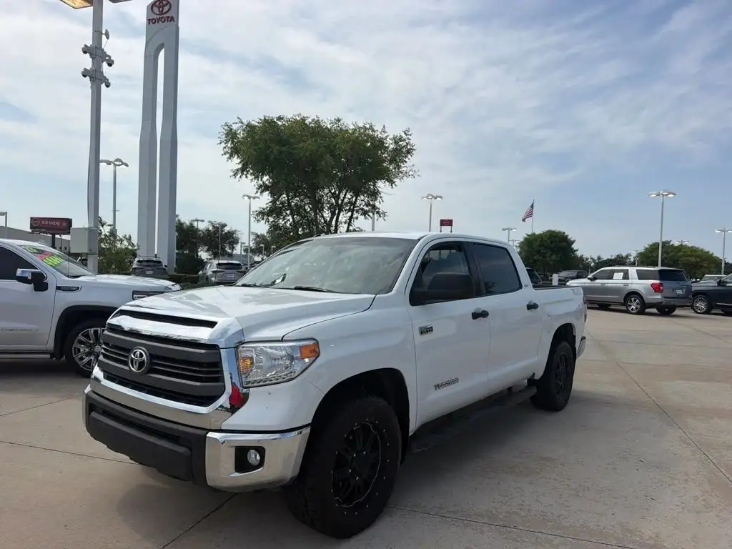 2014 Toyota Tundra 5.7 Auto 4WD FFV SR5 Crew Max's photo