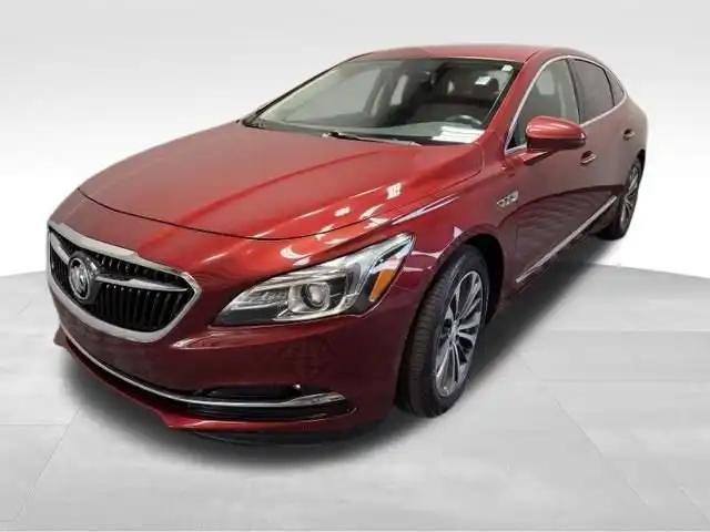 2017 Buick LaCrosse Essence's photo