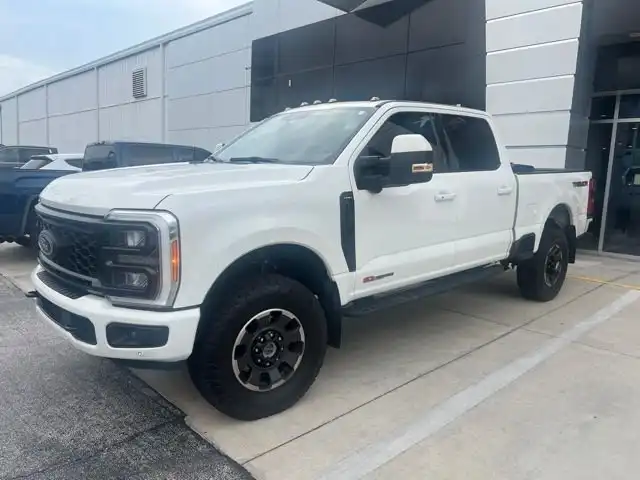 2023 Ford F-250 Lariat 4x4 Crew Cab 8' Box's photo