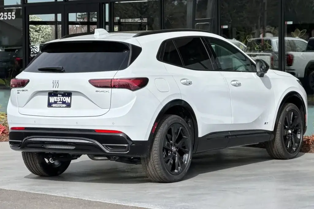 2026 Buick Envision Sport Touring AWD photo 4