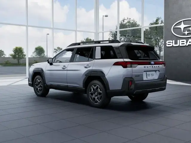 2026 Subaru Outback Premium photo 4