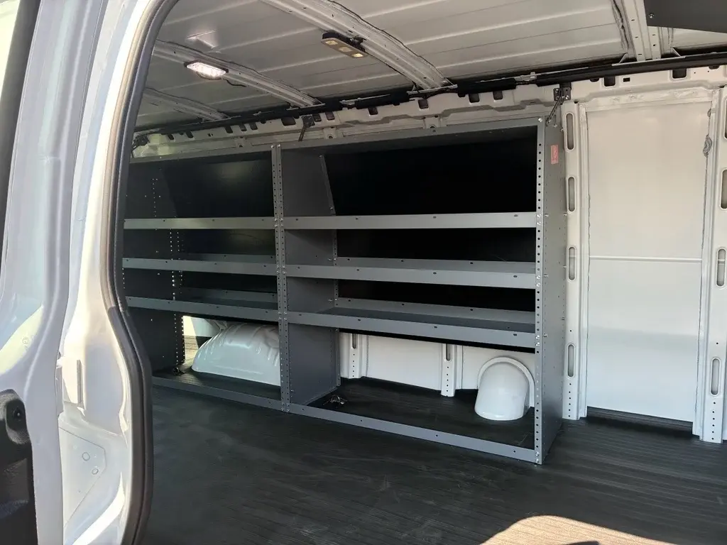 2025 Chevrolet Express 2500 Work Van HD photo 4