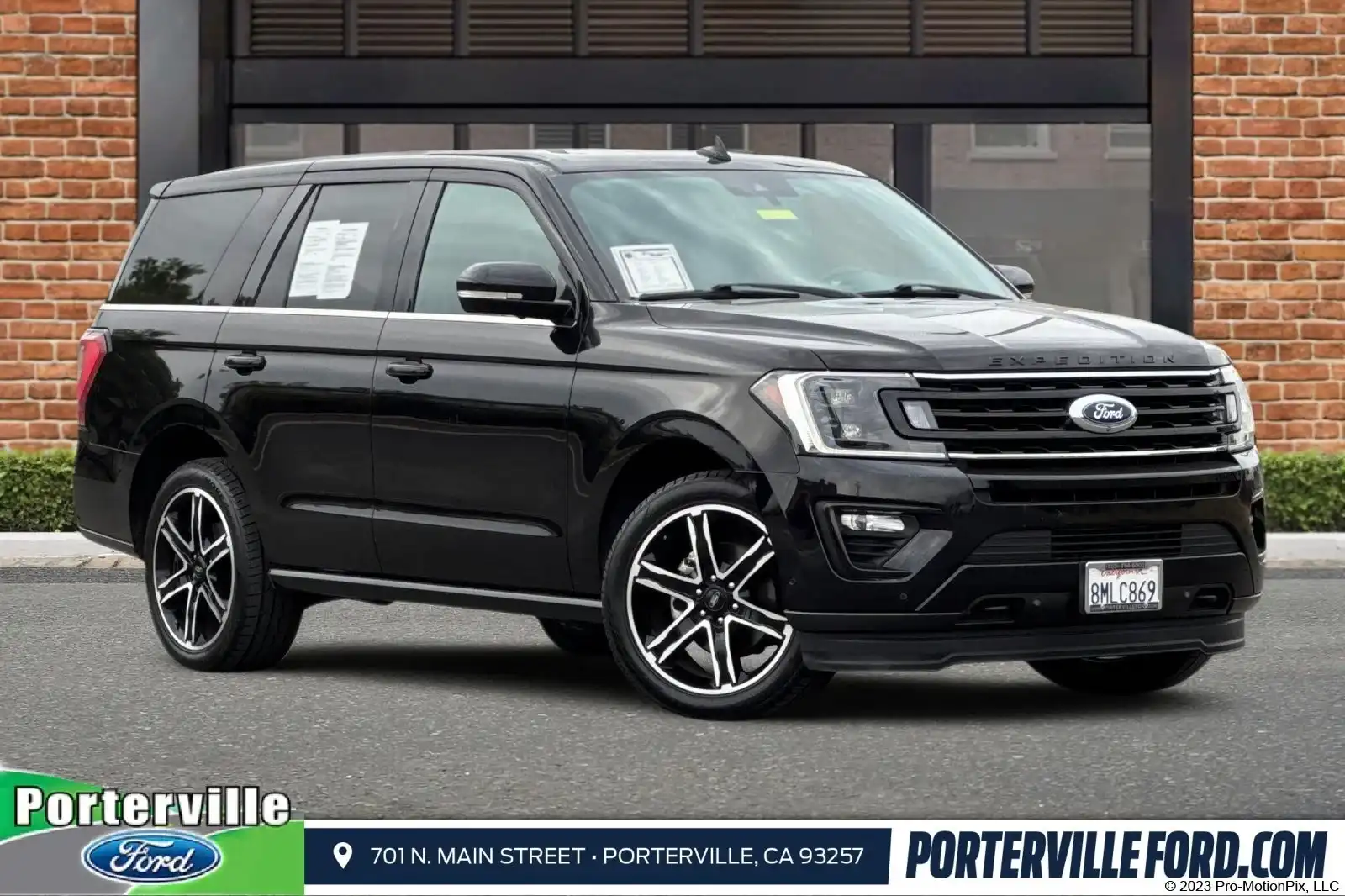 2019 Ford Expedition Limited 4WD's photo
