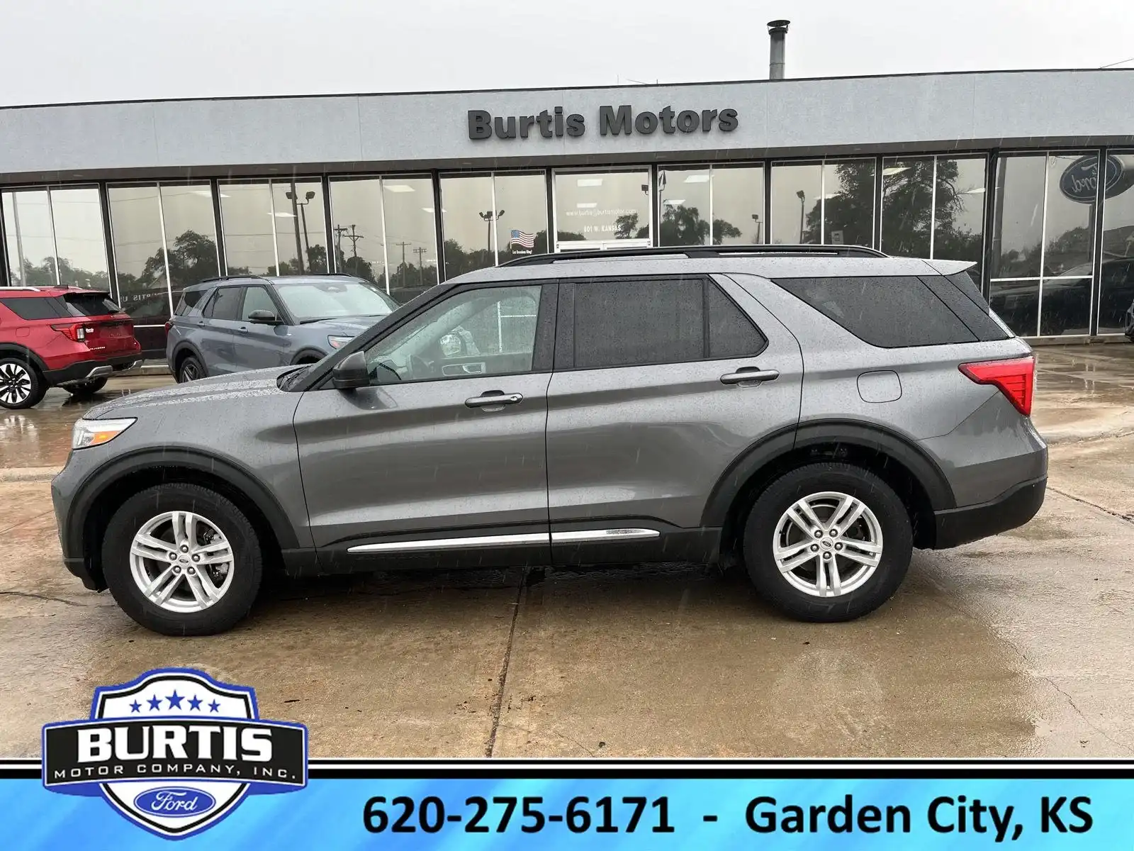 2021 Ford Explorer XLT RWD's photo