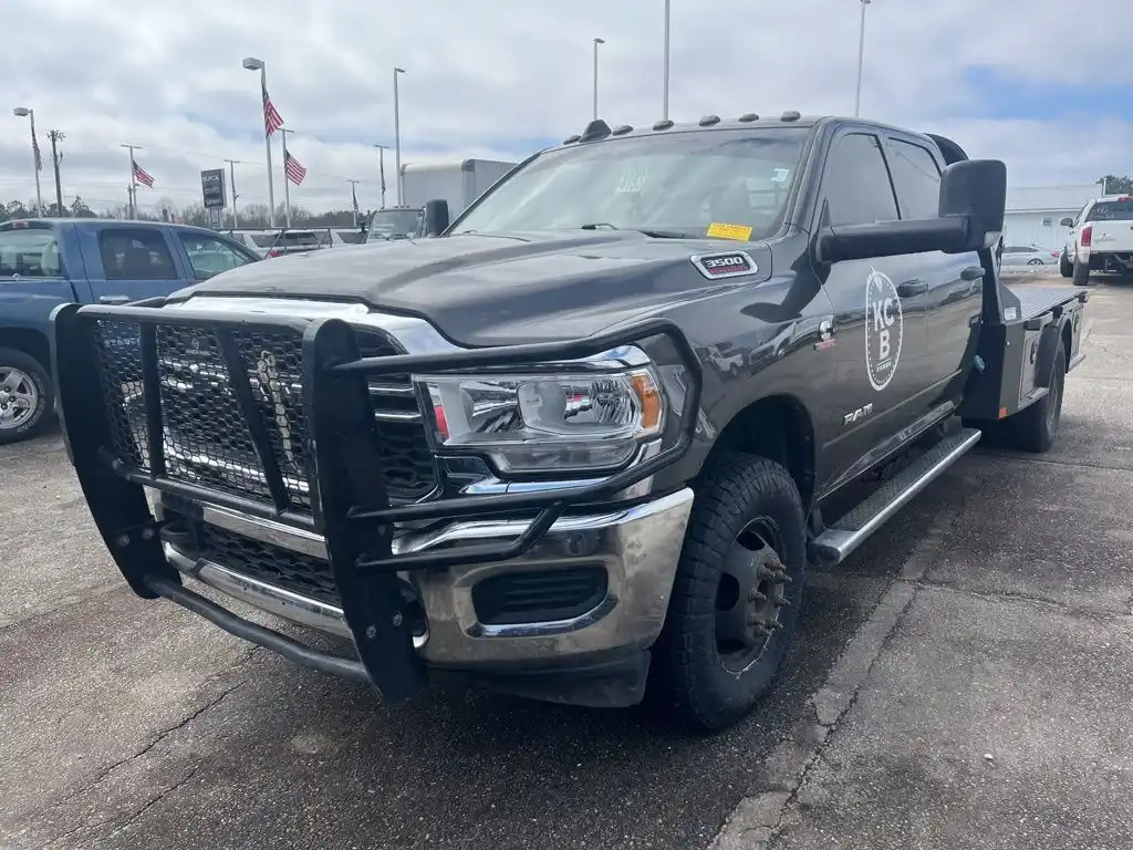 2022 RAM 3500 Tradesman 4X4 Crew Cab DRW's photo