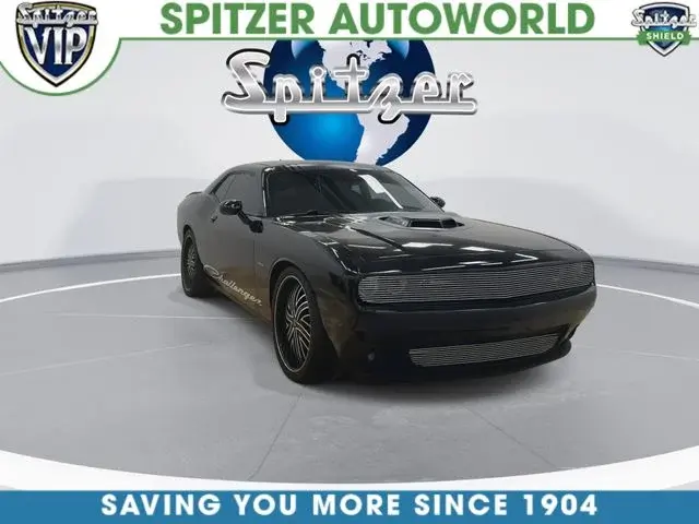 2017 Dodge Challenger R/T Plus Shaker photo 3