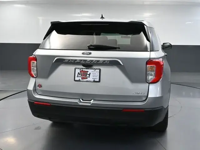 2022 Ford Explorer Base 4WD photo 5