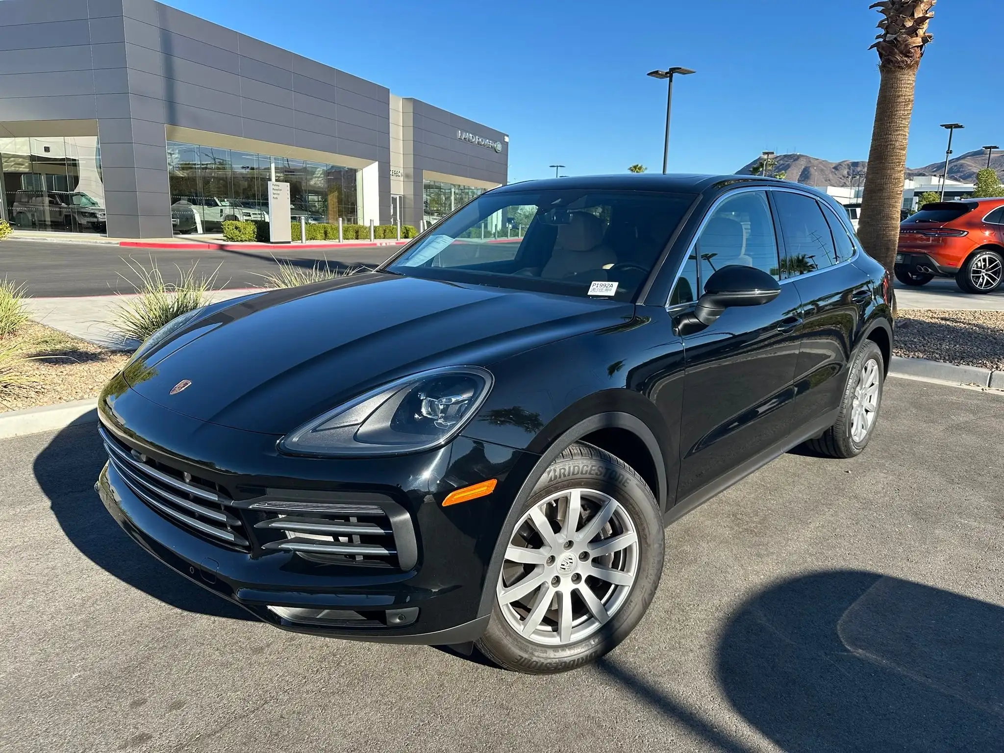 2022 Porsche Cayenne Platinum Edition's photo