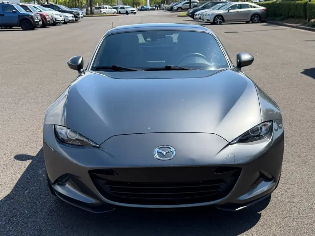 2017 Mazda MX-5 Miata Grand Touring Auto photo 3