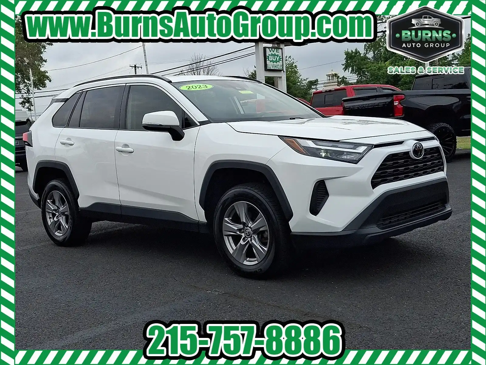 2023 Toyota RAV4 XLE FWD's photo