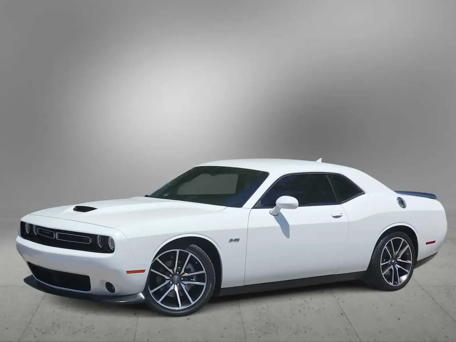 2023 Dodge Challenger R/T's photo