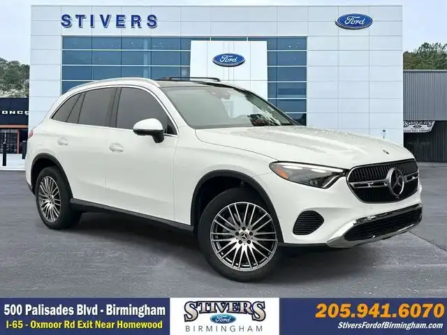 2024 Mercedes-Benz GLC GLC 300's photo