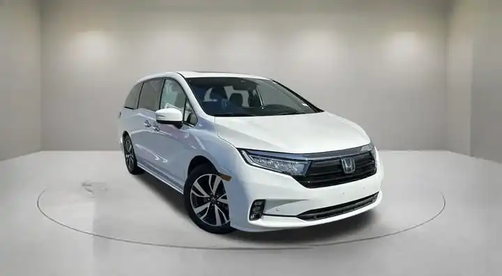 2023 Honda Odyssey Touring's photo