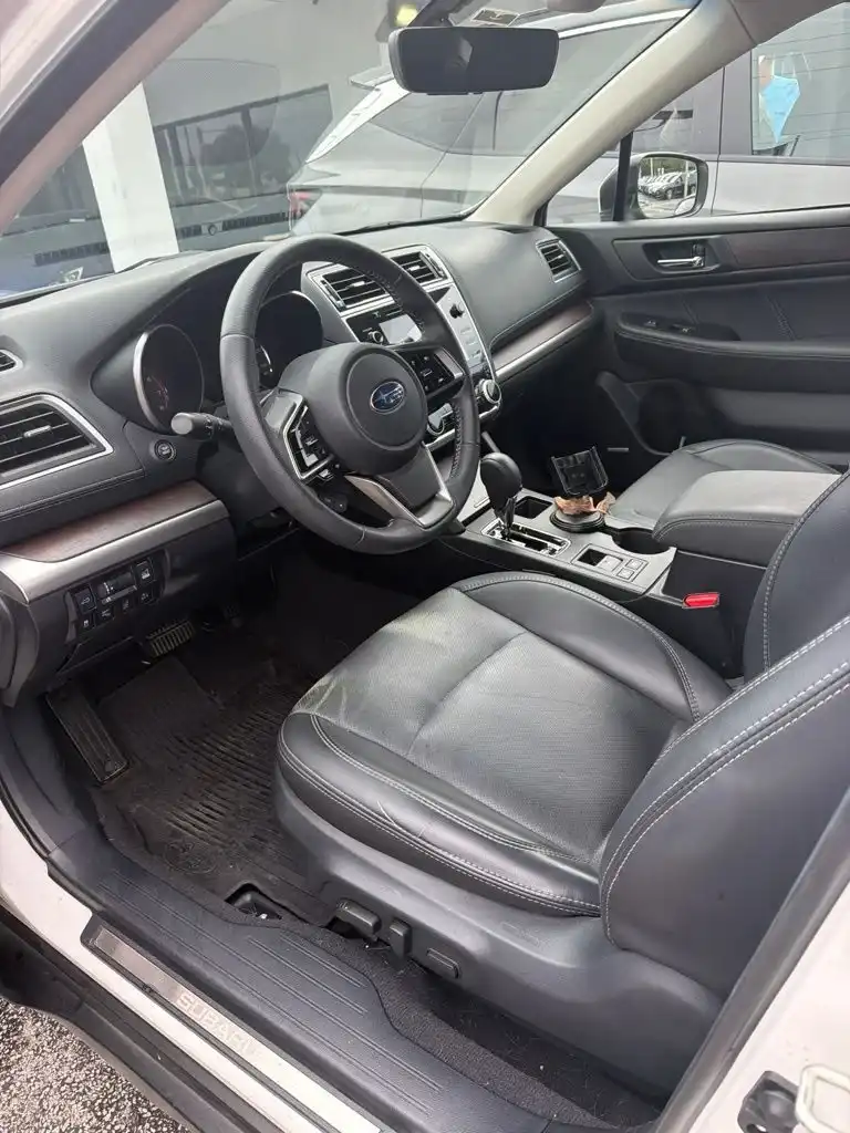 2019 Subaru Outback 2.5i Limited's photo