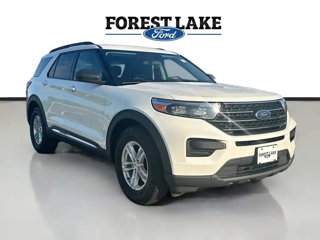 2023 Ford Explorer XLT 4WD's photo