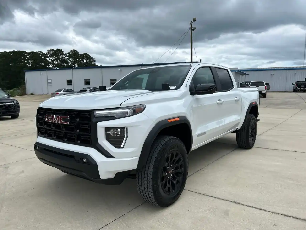 2026 GMC Canyon 4WD Elevation Crew Cab Short Box's photo