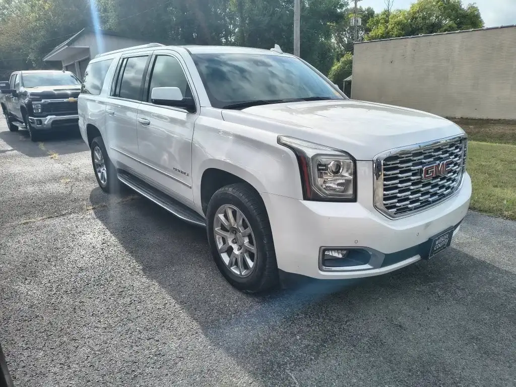 2019 GMC Yukon Denali 2WD's photo