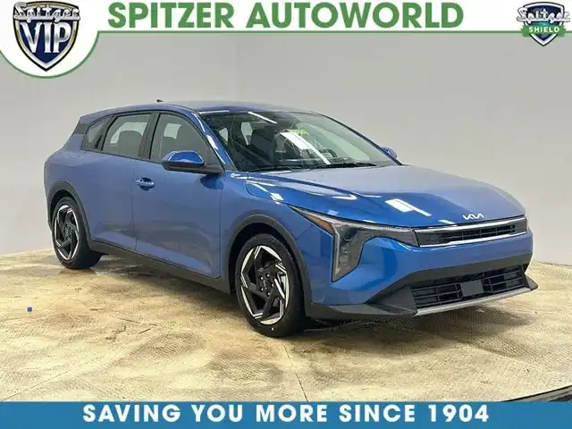 2026 Kia K4 EX AT Hatchback's photo