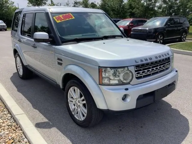 2010 Land Rover LR4 Base photo 3