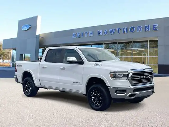 2020 RAM 1500 Laramie 4x4 Crew Cab 5'7's photo