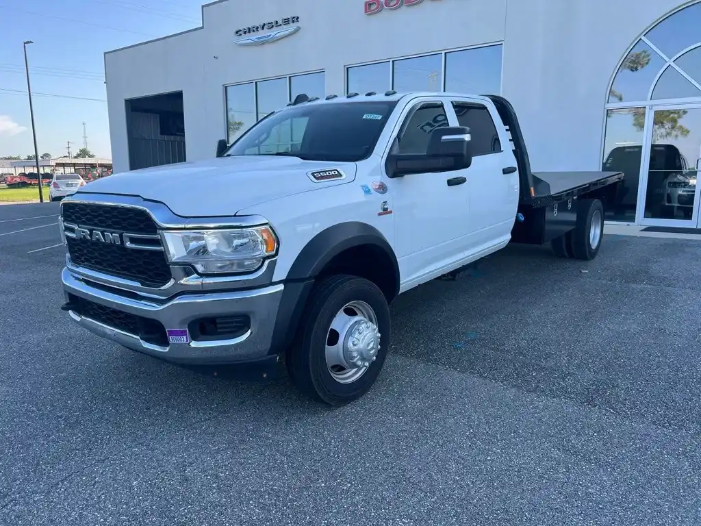 2024 RAM 5500 Tradesman 4X4 Crew Cab DRW 197" WB's photo