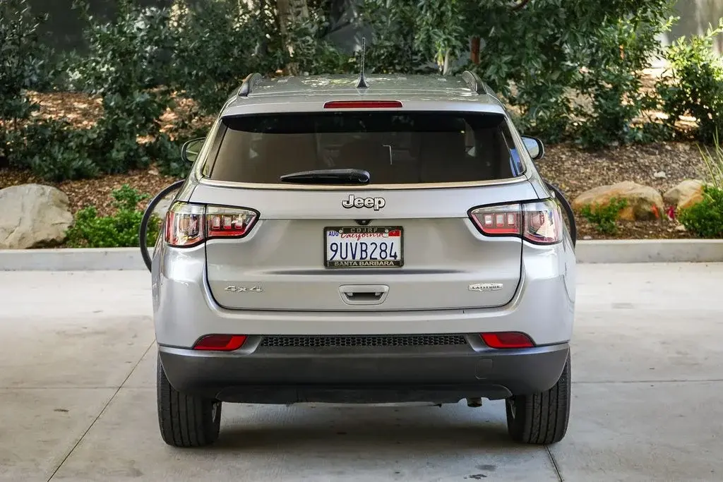 2022 Jeep Compass Latitude 4X4 photo 5