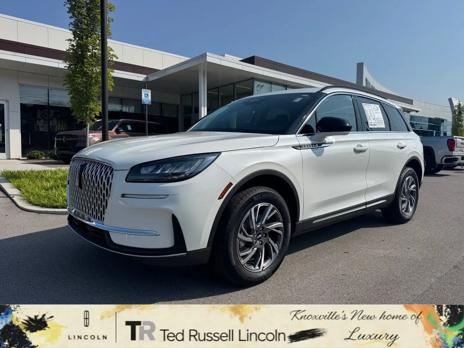 2026 Lincoln Corsair Premiere AWD's photo