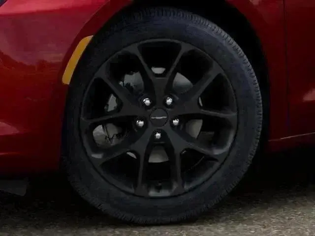 2027 Chrysler Pacifica Select photo 4