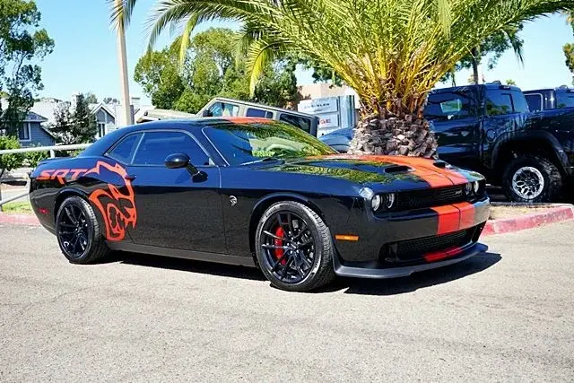 2023 Dodge Challenger SRT Hellcat Jailbreak Auto photo 5