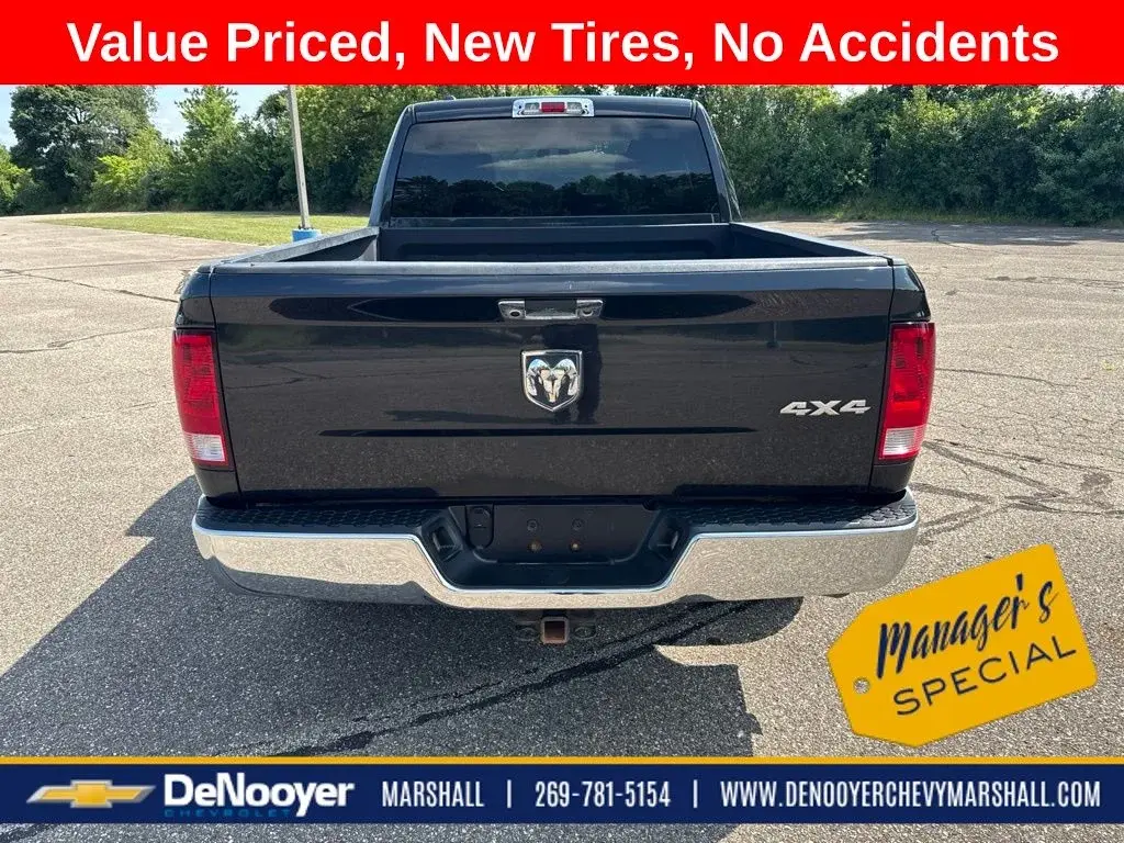 2015 RAM 1500 Tradesman 4x4 Quad Cab photo 4