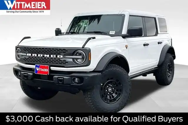 2026 Ford Bronco Badlands 4WD's photo