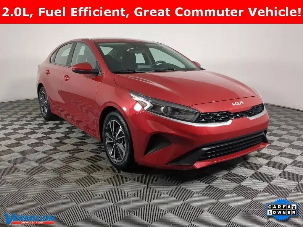 2024 Kia Forte LXS Auto's photo