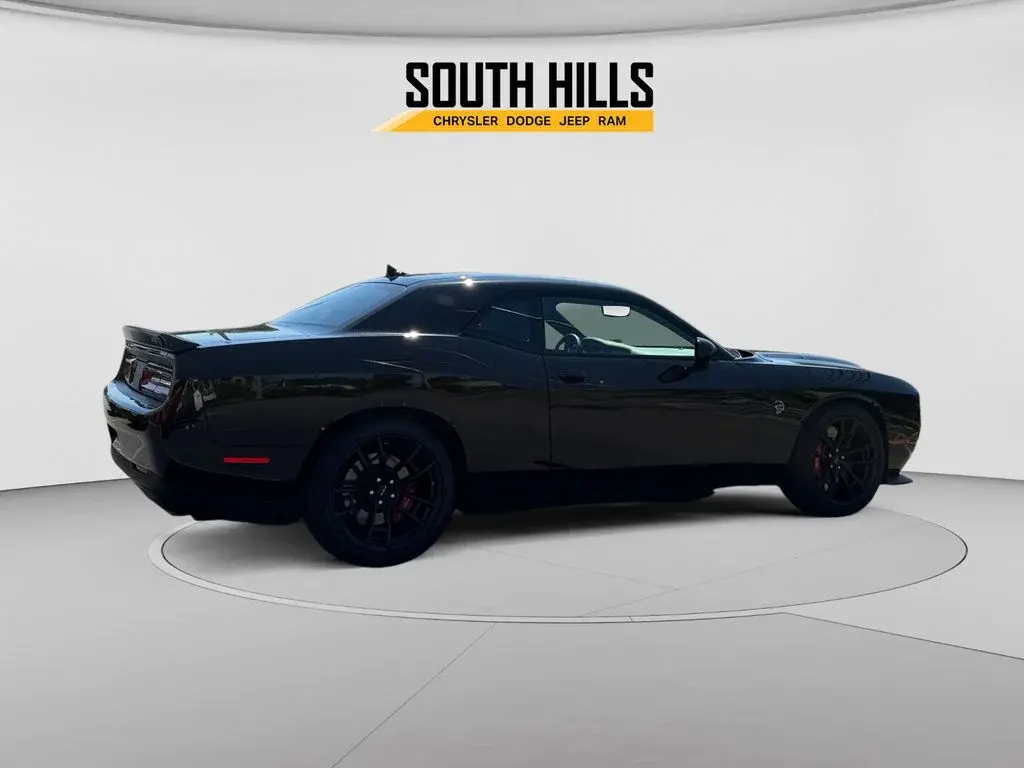 2023 Dodge Challenger SRT Hellcat Jailbreak Auto photo 5