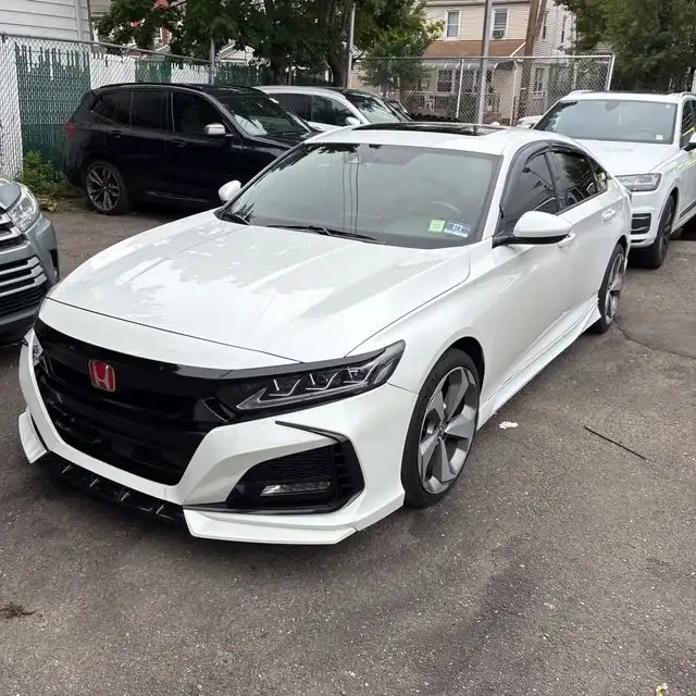 2019 Honda Accord 2.0T Sport's photo