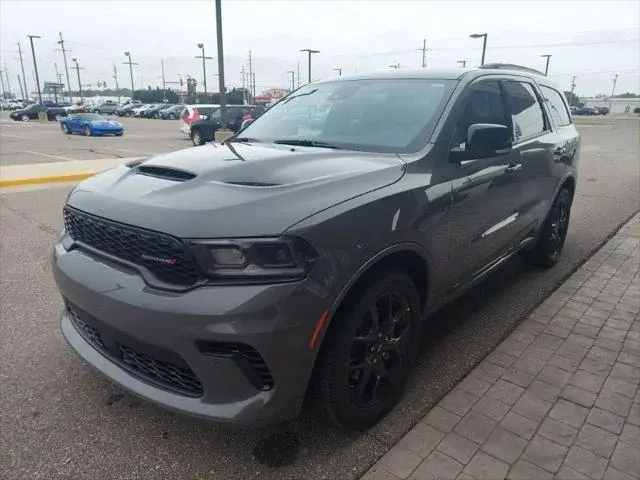 2026 Dodge Durango HEMI V8 GT AWD Plus photo 3
