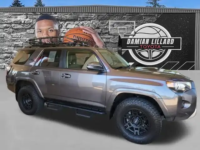 2023 Toyota 4Runner TRD Off-Road Premium 4WD V6's photo