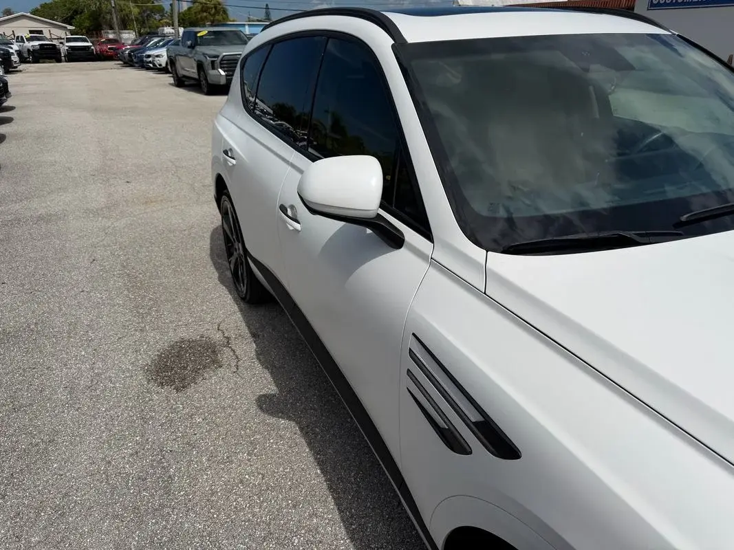 2024 Genesis GV80 3.5T Standard AWD photo 5