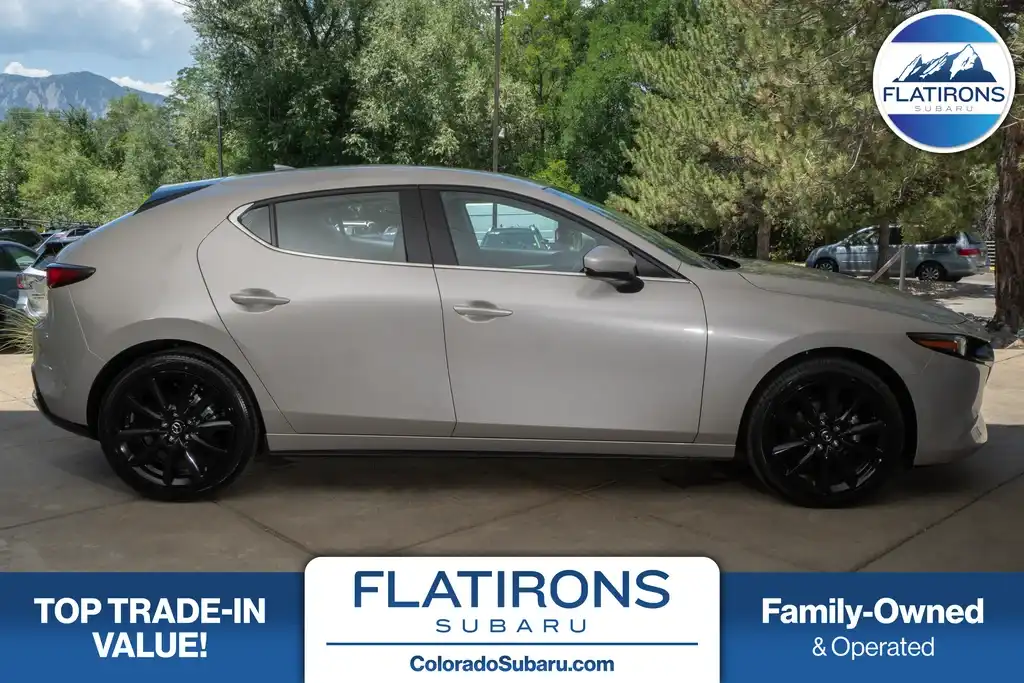 2026 Mazda CX-3 Premium MT 5-Door SKYACTIV's photo