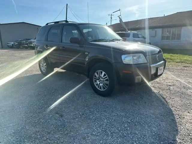 2005 Mercury Mariner Luxury FWD's photo
