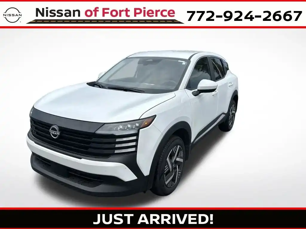 2025 Nissan Kicks 2.0 SV's photo