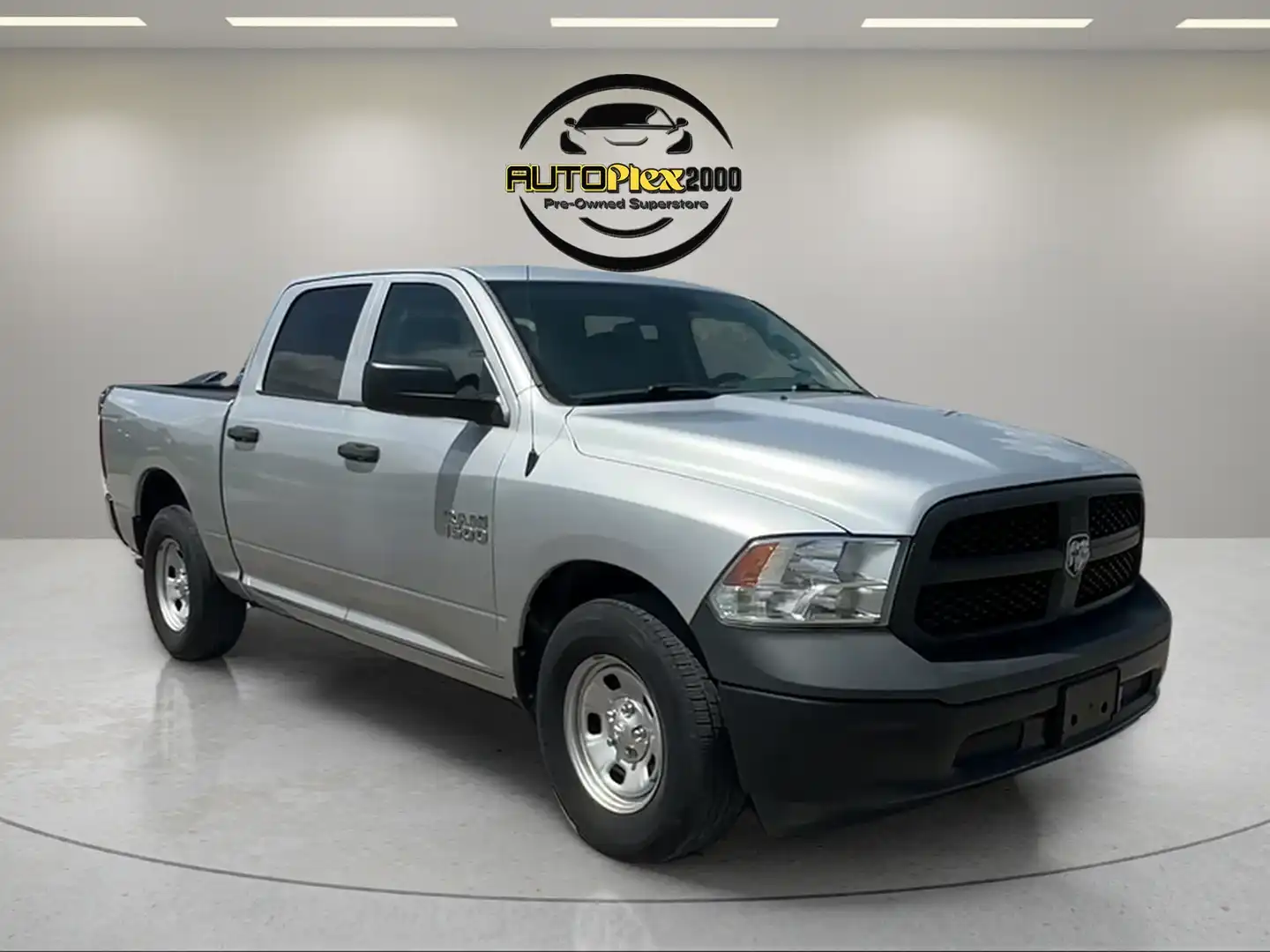 2017 RAM 1500 Tradesman Crew Cab 5'7's photo