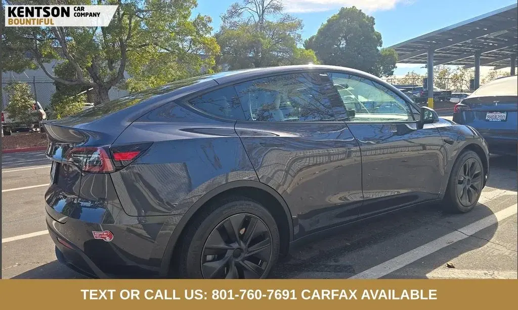 2024 Tesla Model Y Long Range Dual Motor AWD photo 3