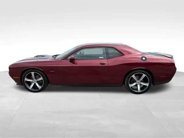 2017 Dodge Challenger R/T Shaker photo 4